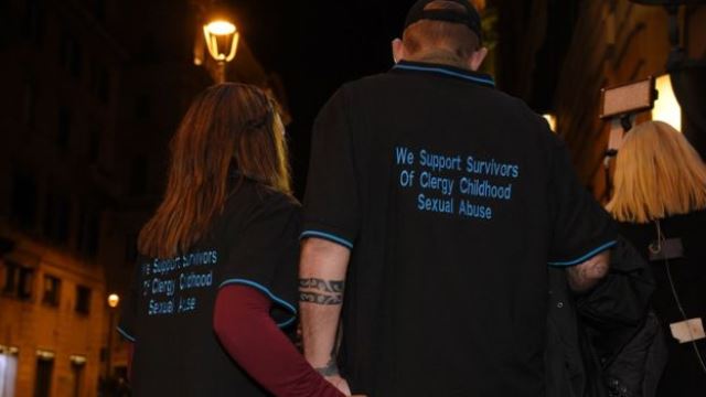 الكنيسة والإغتصاب : قساوسة كاثوليك اعتدوا جنسياً على آلاف الأطفال في أوستراليا!