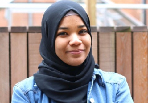 لأول مرة من 100 سنة : اتحاد طلبة بريطانيا يقيل رئيسته المسلمة شيماء دلالي بسبب ما يسمى “معاداة السامية”